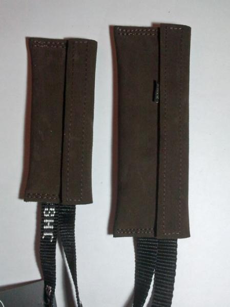 Beißwurst Leder flach befüllbar