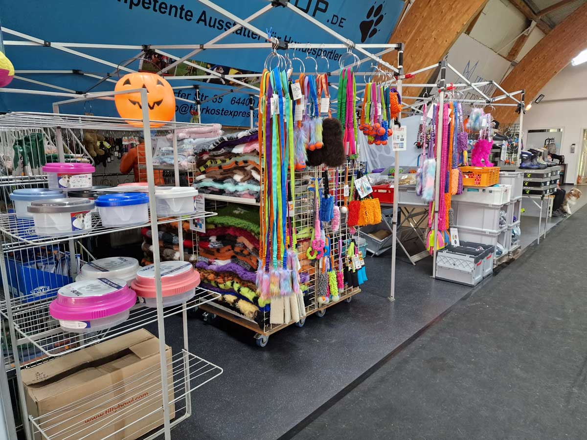 Verkaufsstand Indoor Hundesportwelt
